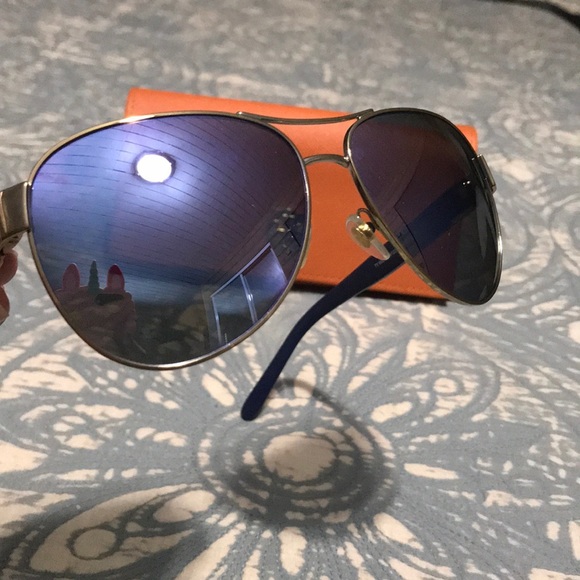 Tory Burch sunglasses - Picture 4 of 5